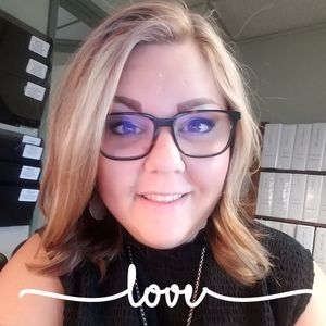 Meet your Posher, Ashley